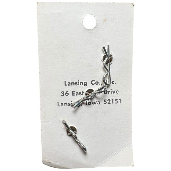 Vintage Lansing Pearl Buttons Closures Iowa NOS Card Size 30 50 Cent - Picture 2 of 4